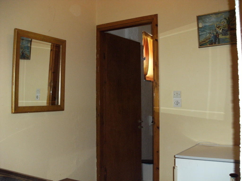 Katerina Hotel Tolo Luaran gambar